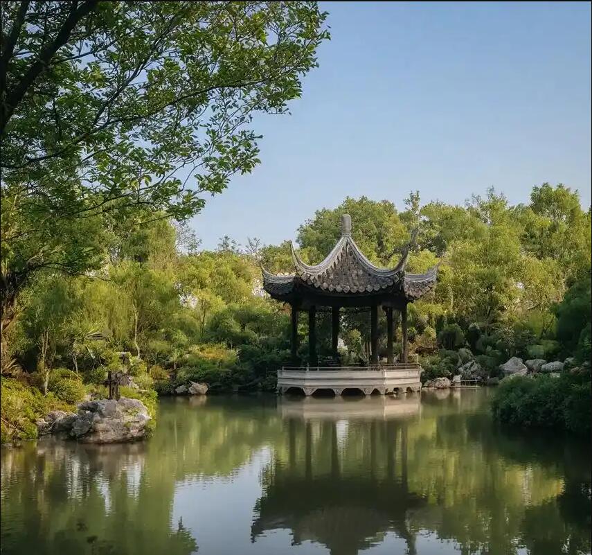 海南雨寒服务有限公司